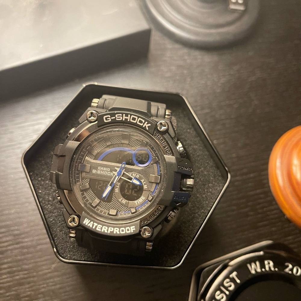 Mens G Shock watch.